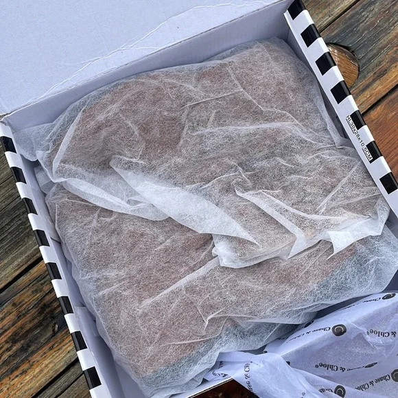 Chase & Chloe 🤎 booties - Picture 8 of 8